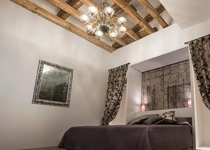 San Marco Luxury And Sharm Muneghe