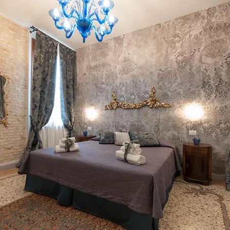 San Marco New Luxury Muneghe Apartmán *